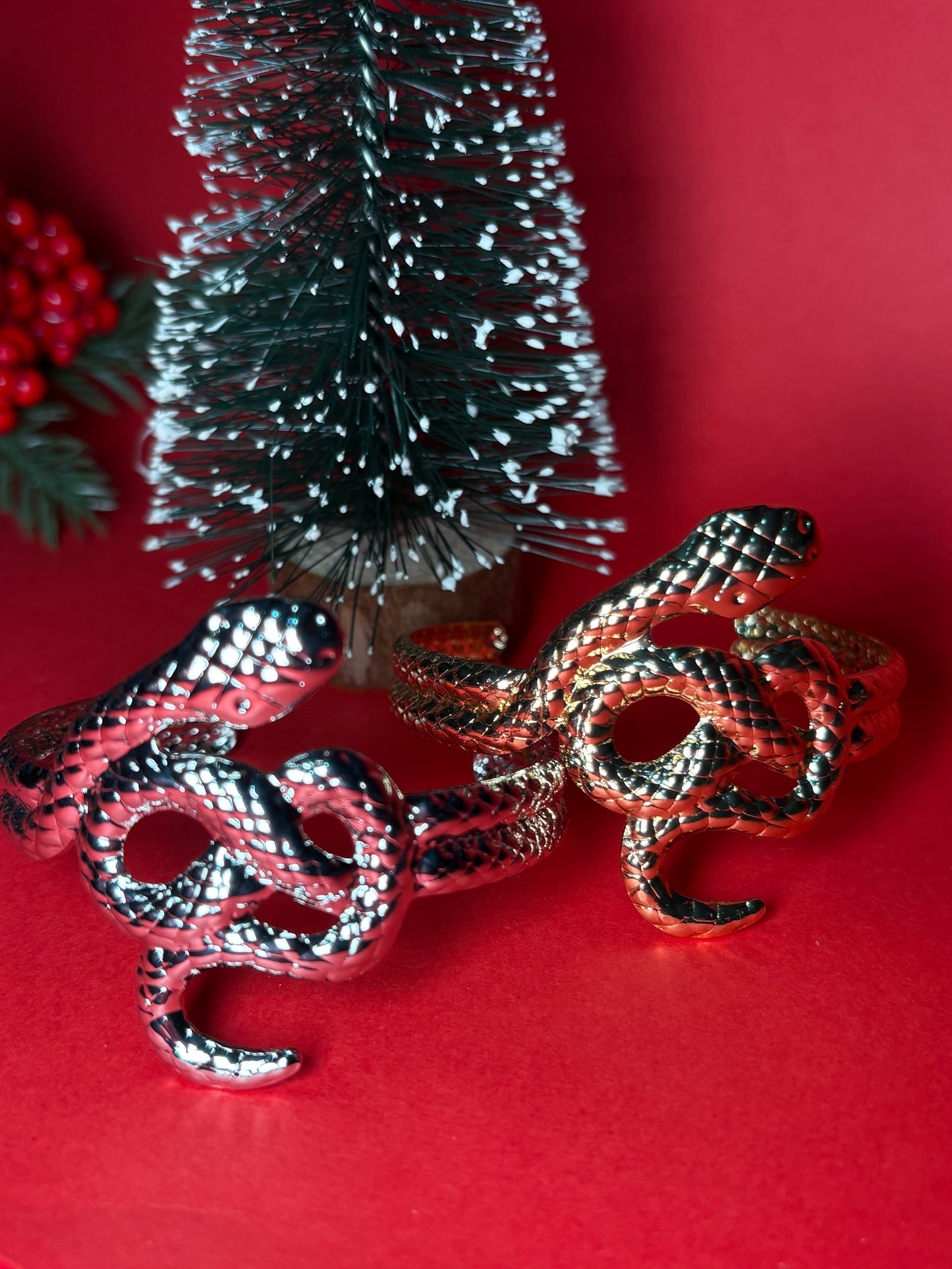 Bracciale rigido serpente