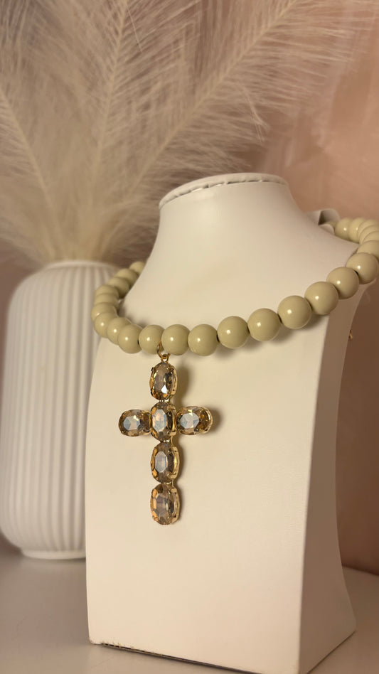 COLLANA PERLE E CROCE